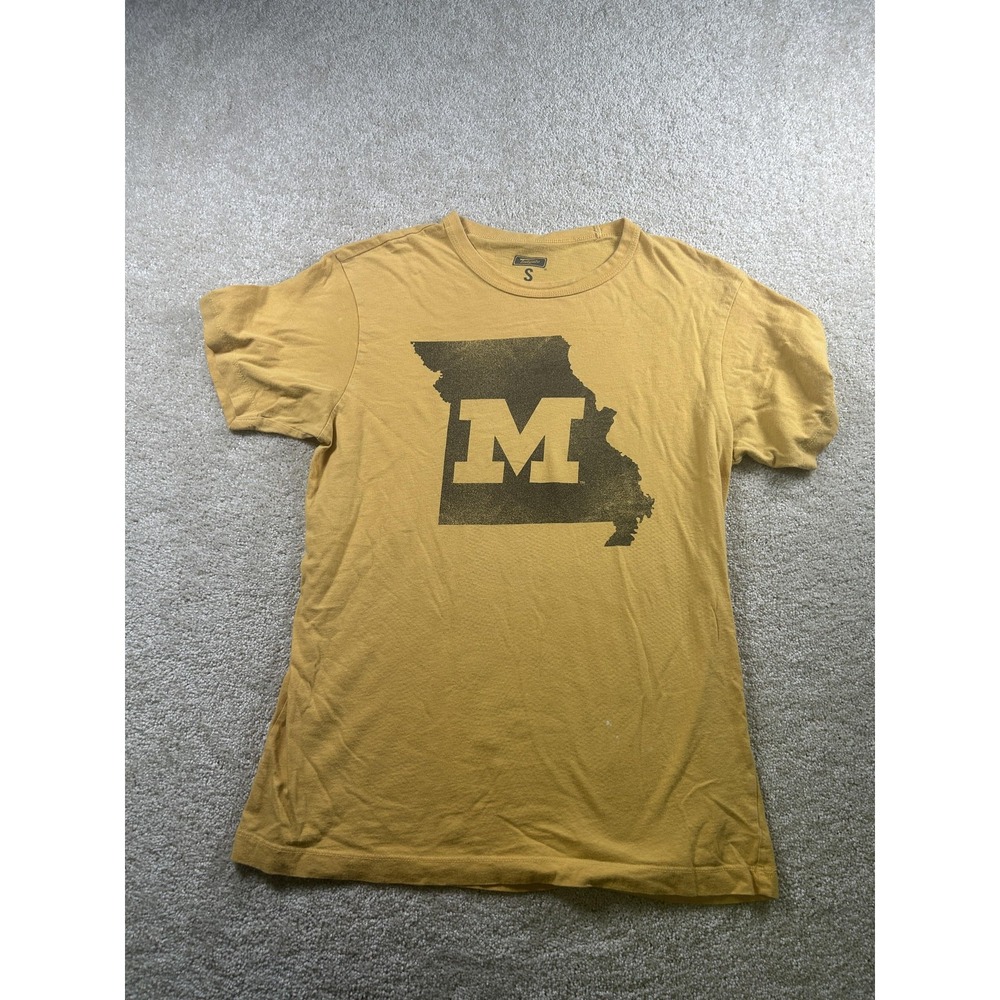 Missouri Tigers Shirt Mens Small Gold NCAA College Football Tee Tailgate Cotton